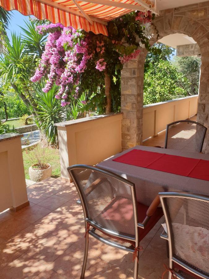 Apartments Davorka Banjol Екстериор снимка