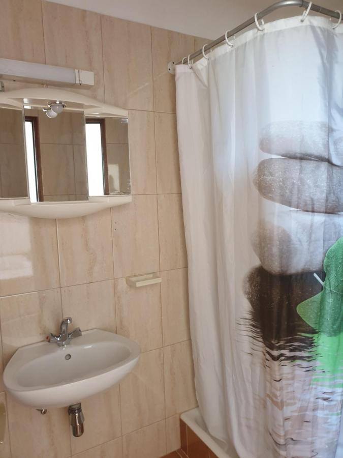 Apartments Davorka Banjol Екстериор снимка