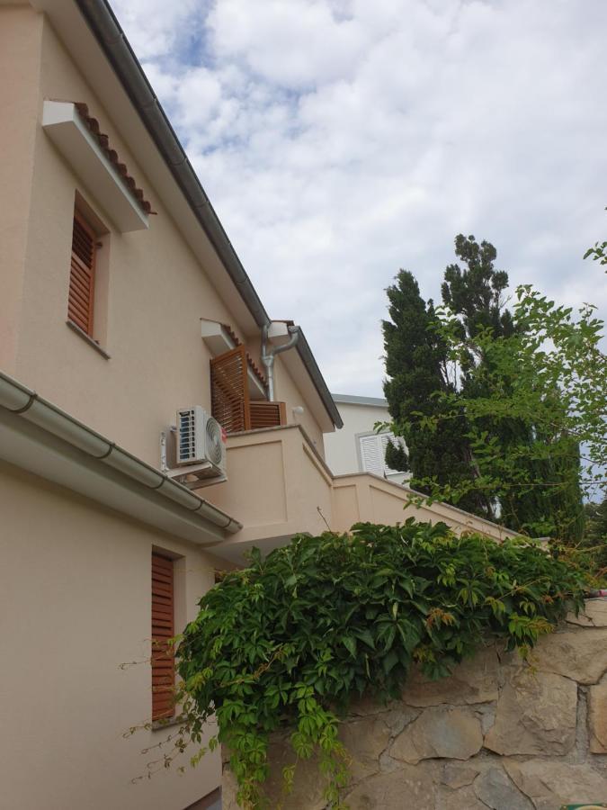 Apartments Davorka Banjol Екстериор снимка